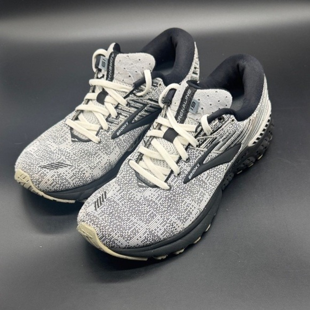 Brooks Adrenaline GTS 19 Mens Running Shoes Grey Black White 1202841B156 Size‎ 9